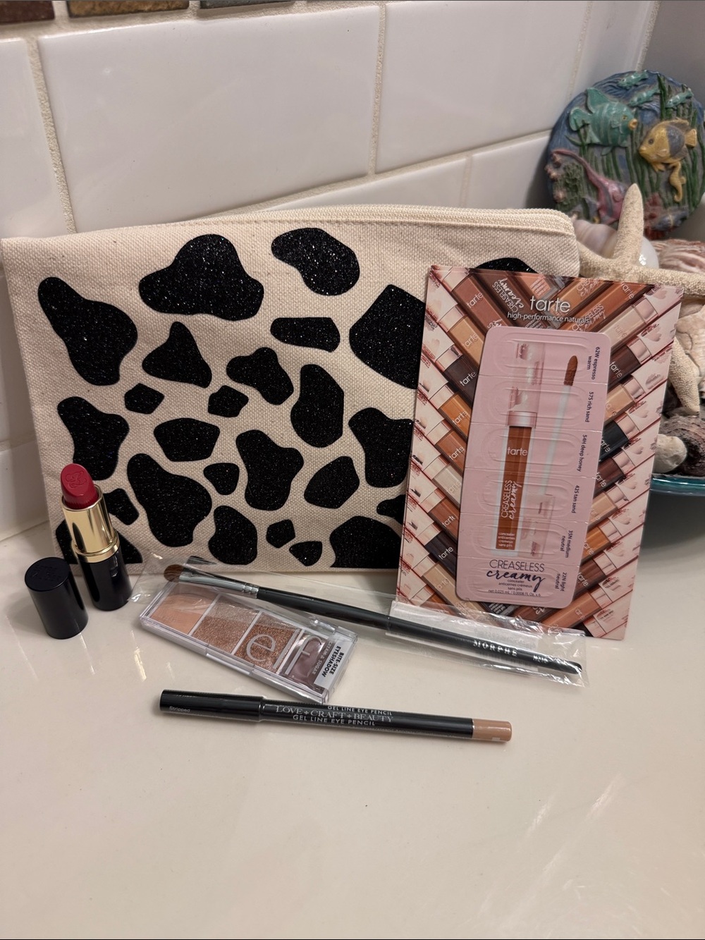 Elizabeth Arden Lipstick and Makeup bundle